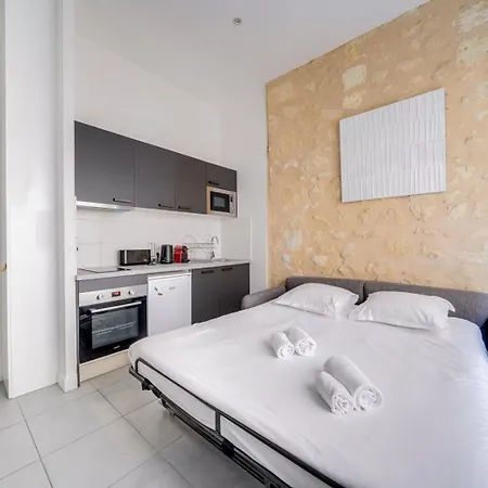 Apartment Beautiful With Private Terrace