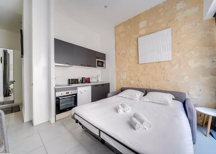 شقة Beautiful With Private Terrace